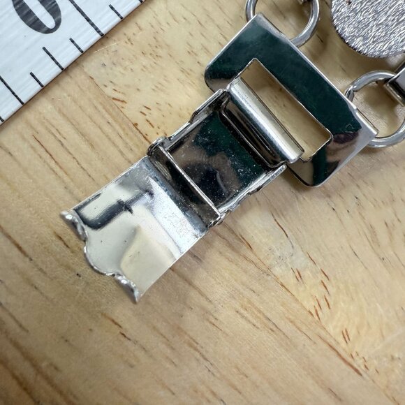 Sarah Coventry Silver-Tone Textured & Smooth Circle Link Bracelet With Fold-Over - Picture 10 of 14